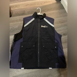 Purple fed ex vest men’s size Large
